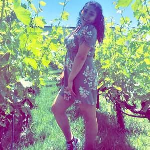 Meet your Posher, Andrea